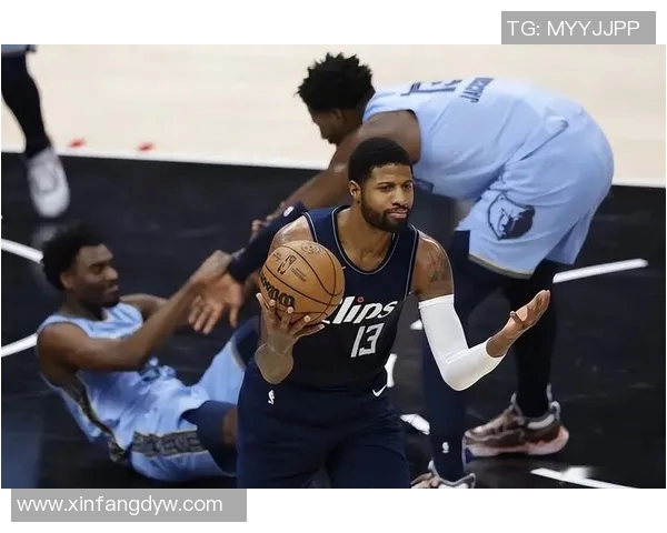 快船主场击败老鹰，乔治砍下30分再现巨星风采